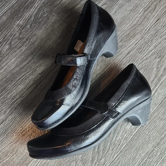 Naot Trendy SIZE 41 - Picture 6 of 6